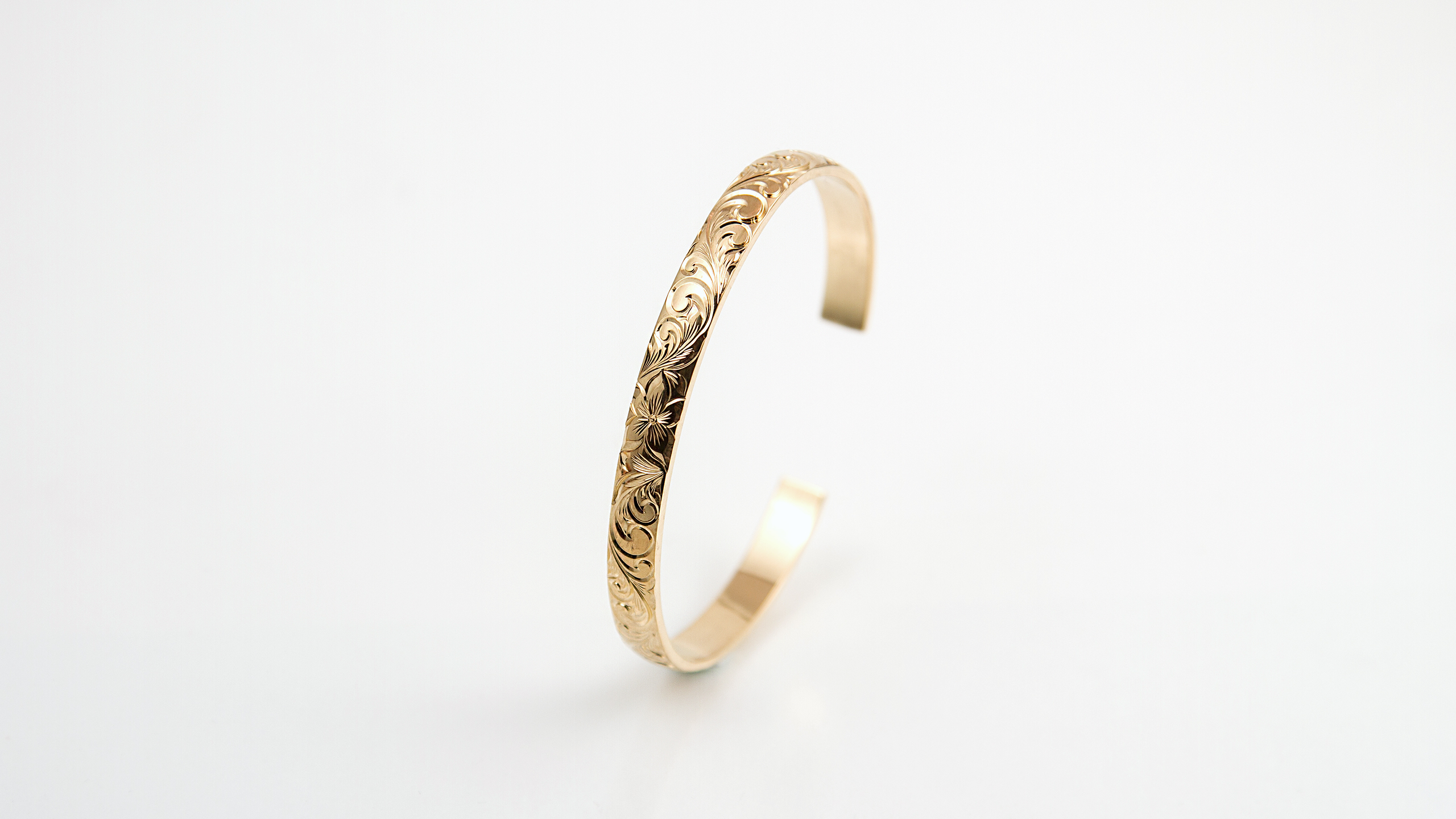 ハワイアンジュエリー・ハワイアンバングル