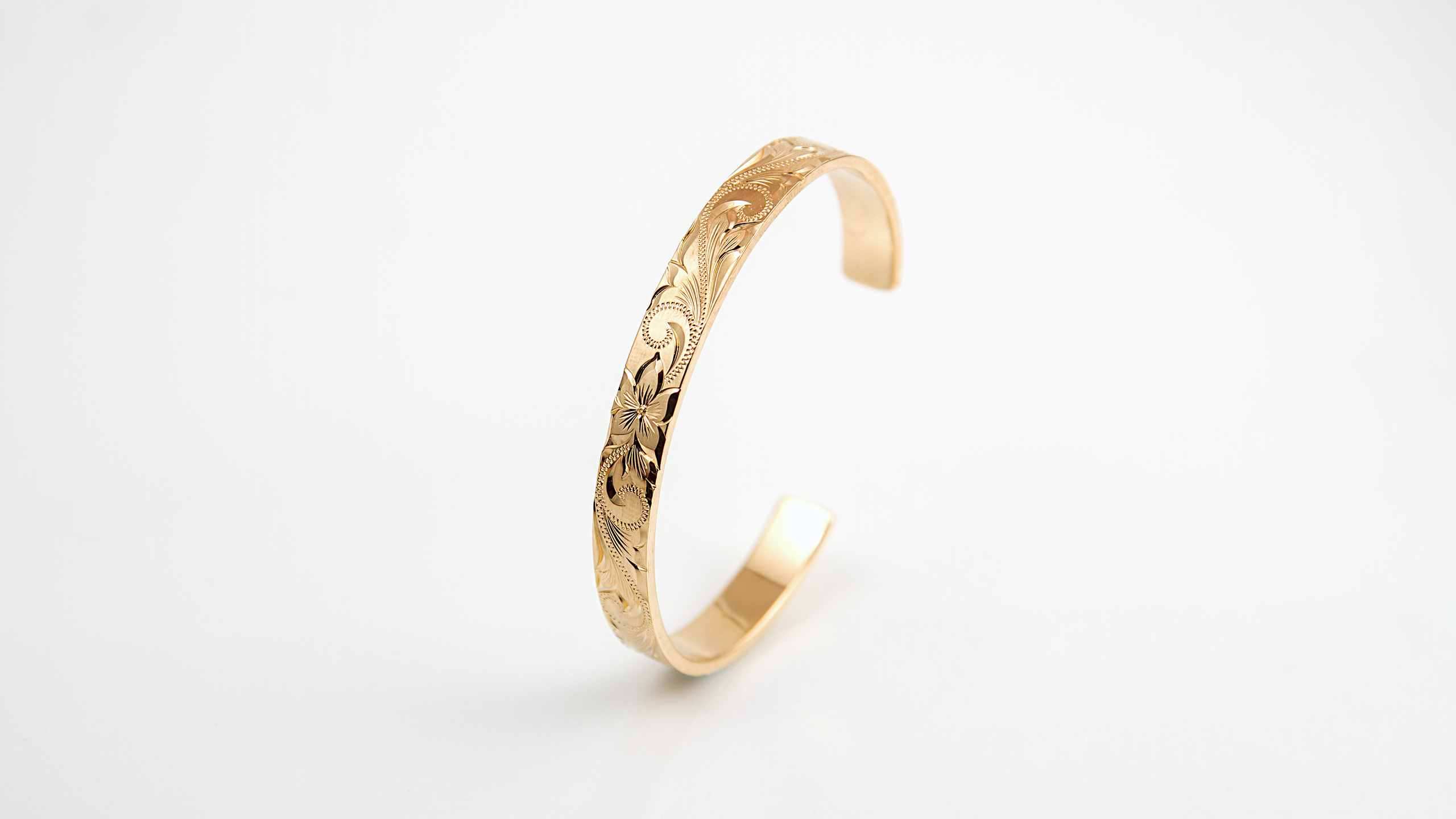 ハワイアンジュエリー・ハワイアンバングル