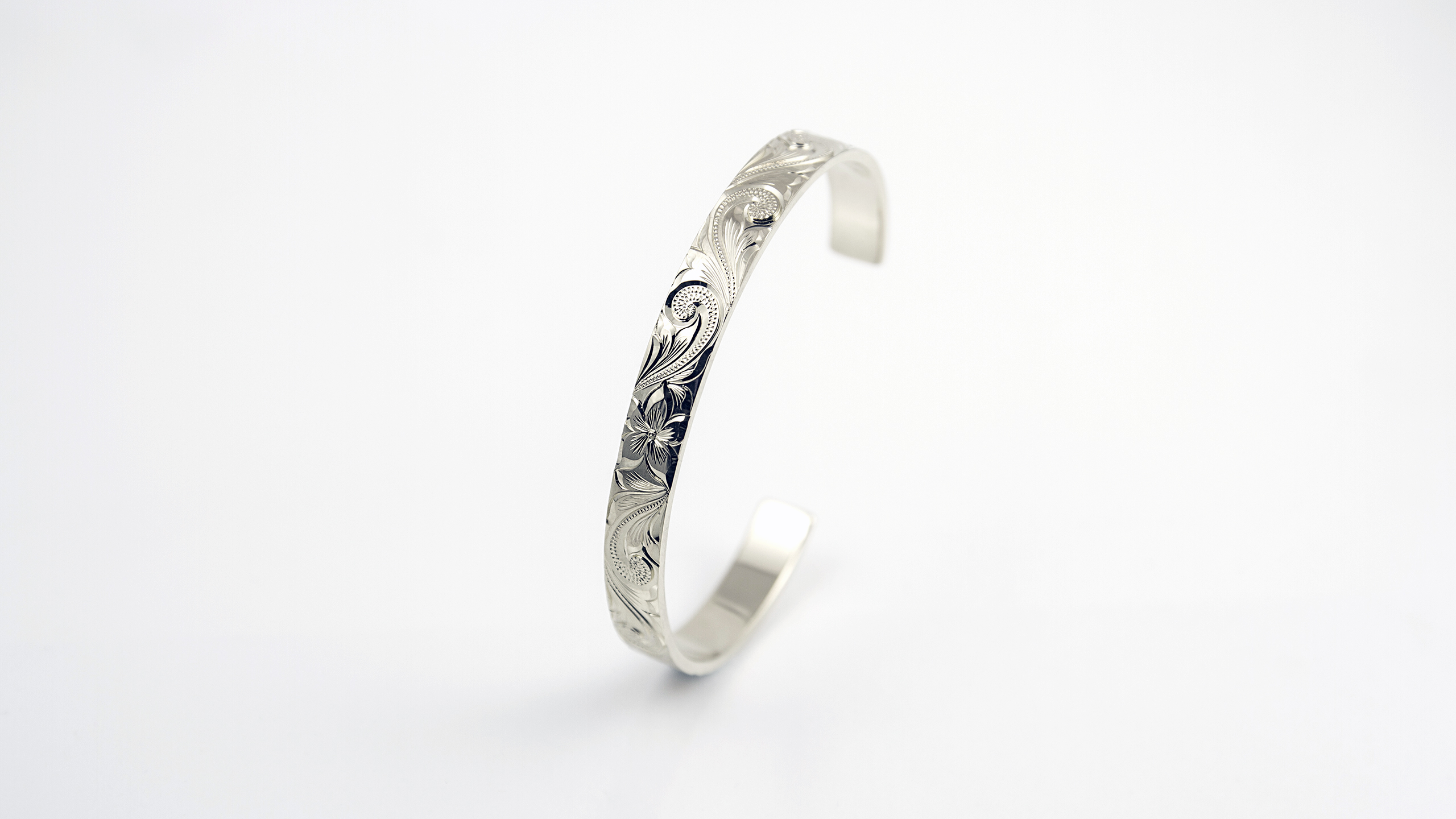 ハワイアンジュエリー・ハワイアンバングル