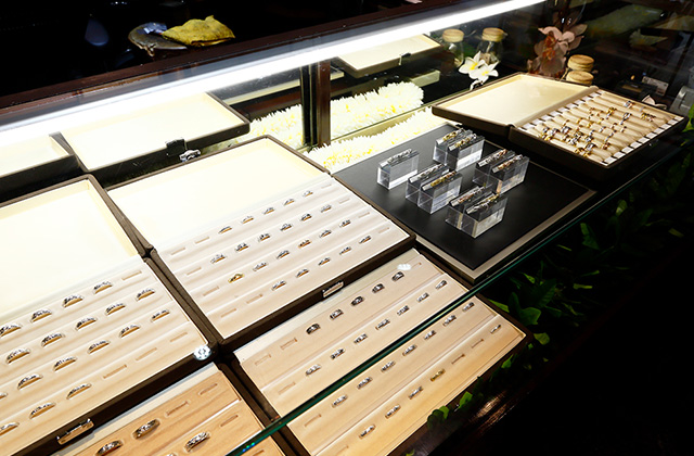 ハワイアンジュエリーの価格の決まり方|素材・幅・厚み・彫りで値段が変わる理由