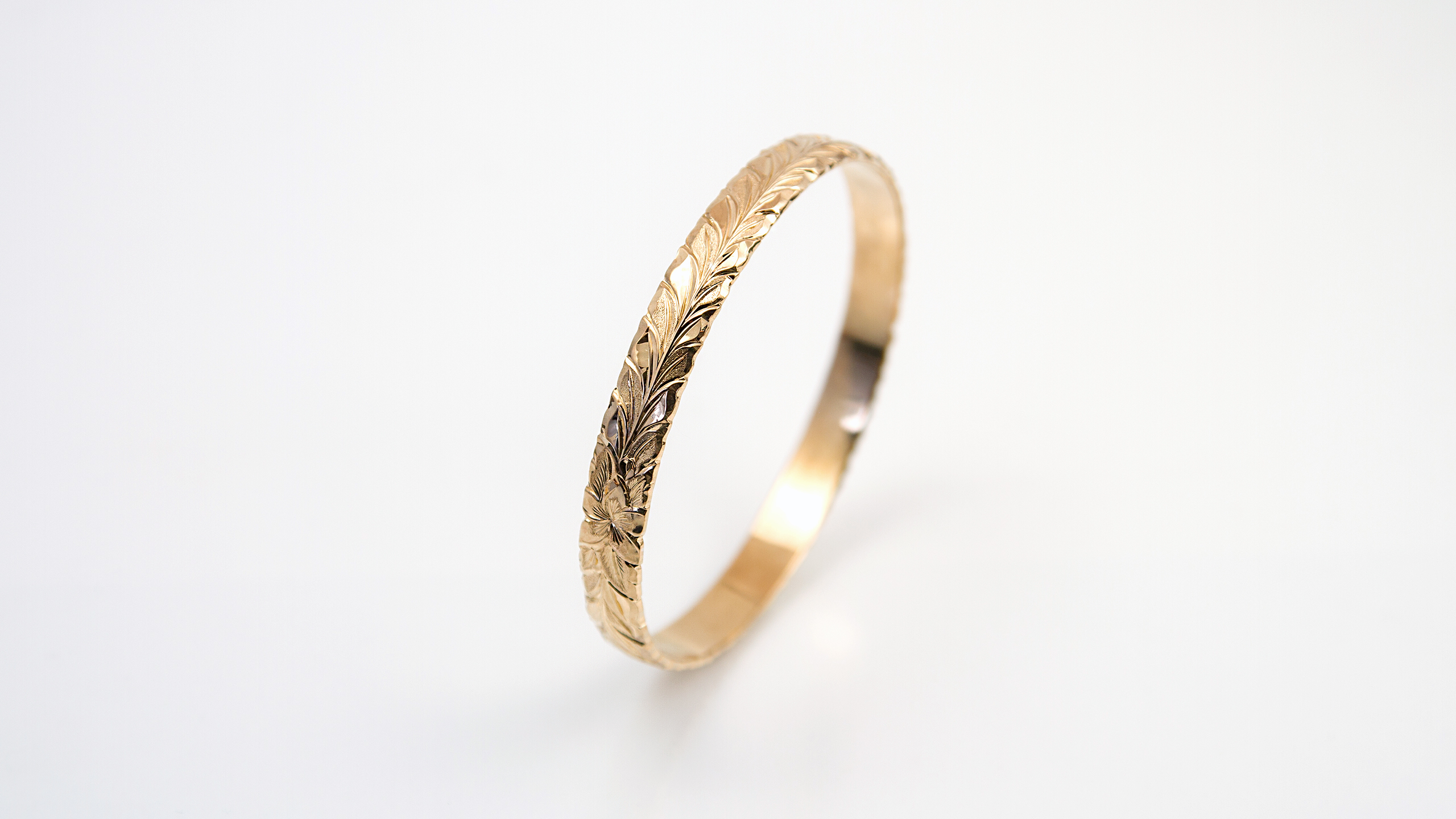 ハワイアンジュエリー・ハワイアンバングル